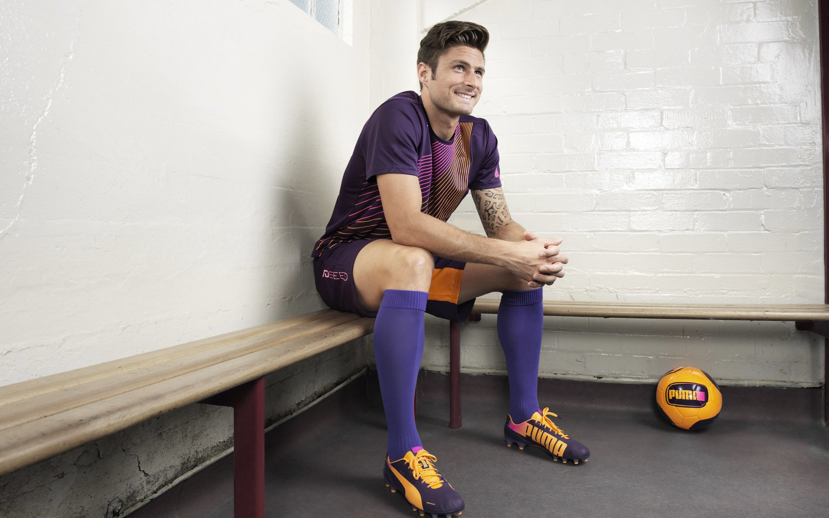 皇马引进年轻天才,誓将未来之星带回皇马阵容,皇马老将